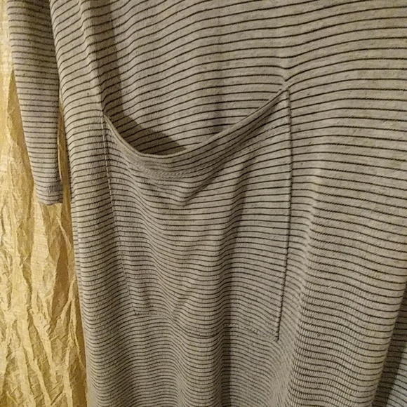 LuLaRoe Sarah - Picture 3 of 6